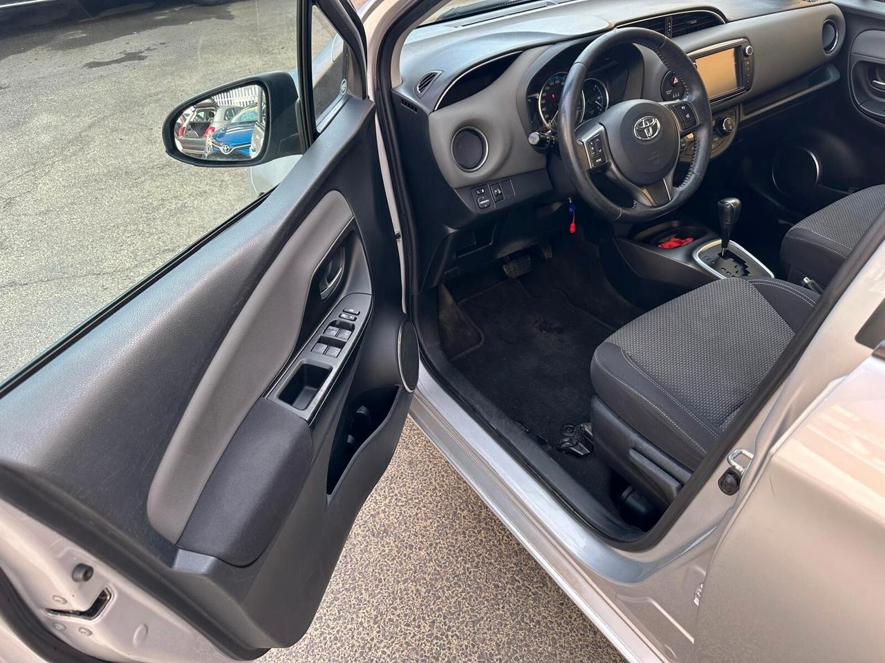 Toyota Yaris 1.5 Hybrid 5 porte Active