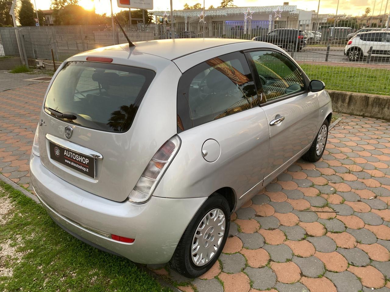 LANCIA - Ypsilon - 1.2 Argento GPL - NEOPATENTATI