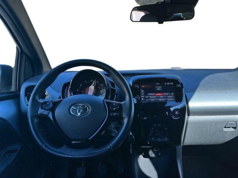 Toyota Aygo Aygo Connect 1.0 VVT-i 72 CV 5 porte x-you