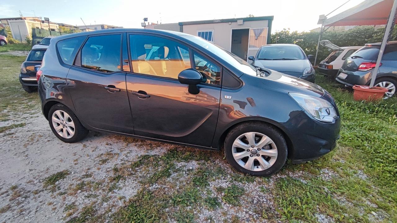 Opel Meriva 1.4 Benz 2013