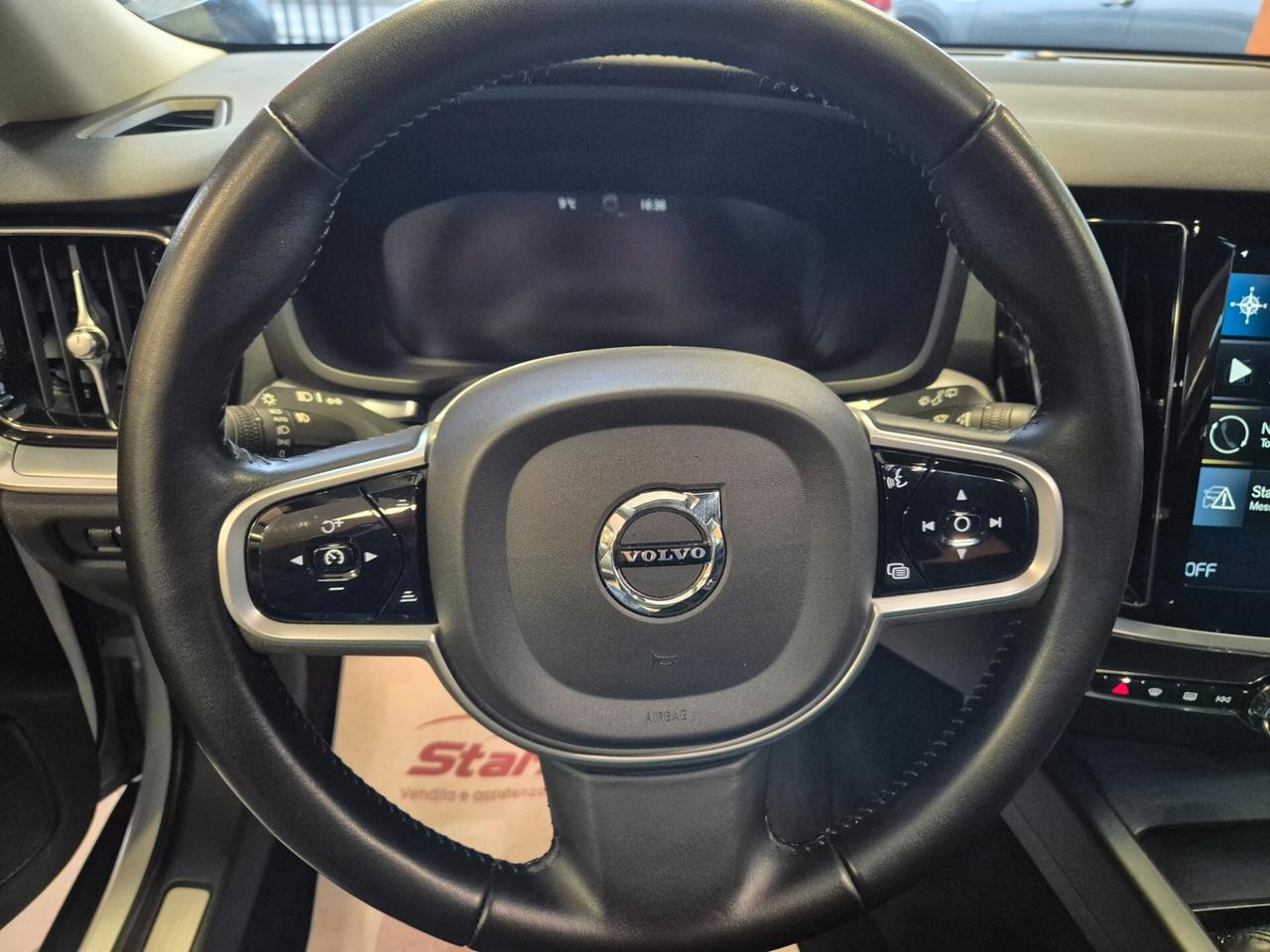 Volvo V60 Cross Country T5 AWD Geartronic Business Plus