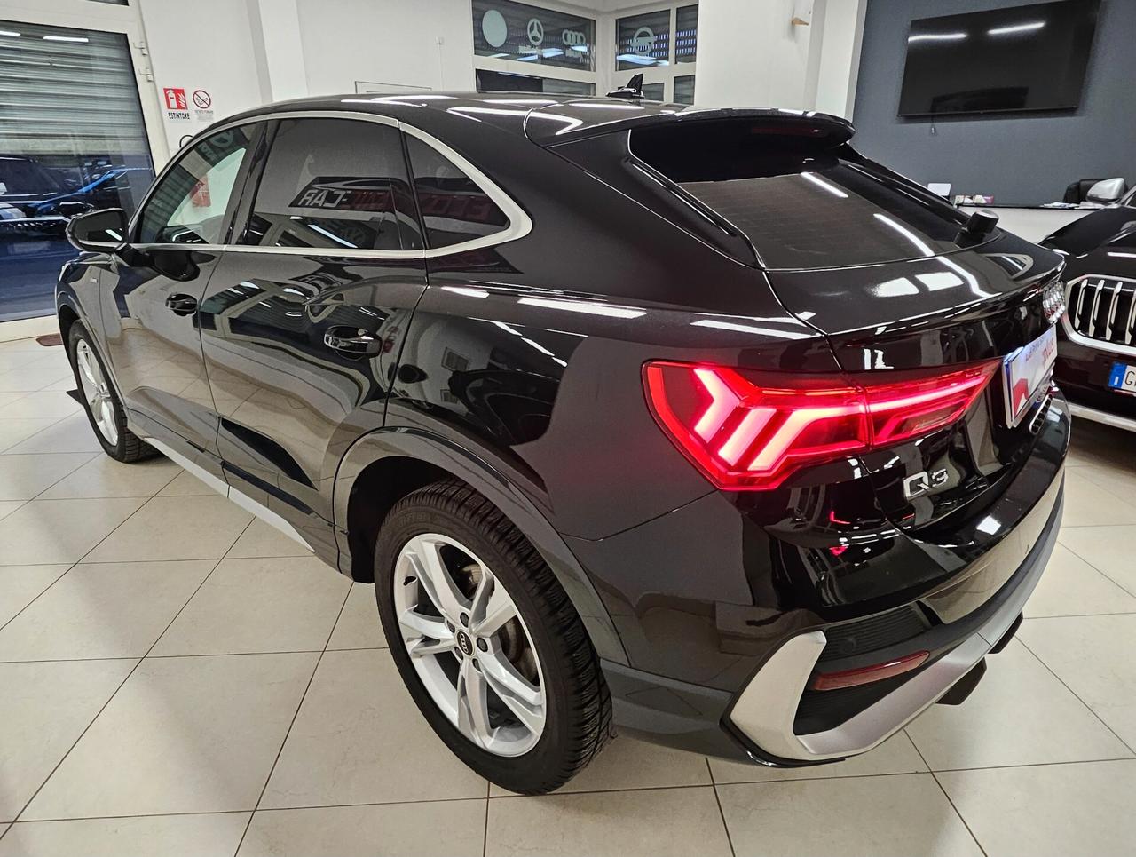 Audi Q3 35 TDI SPORTBACK S -Line edition