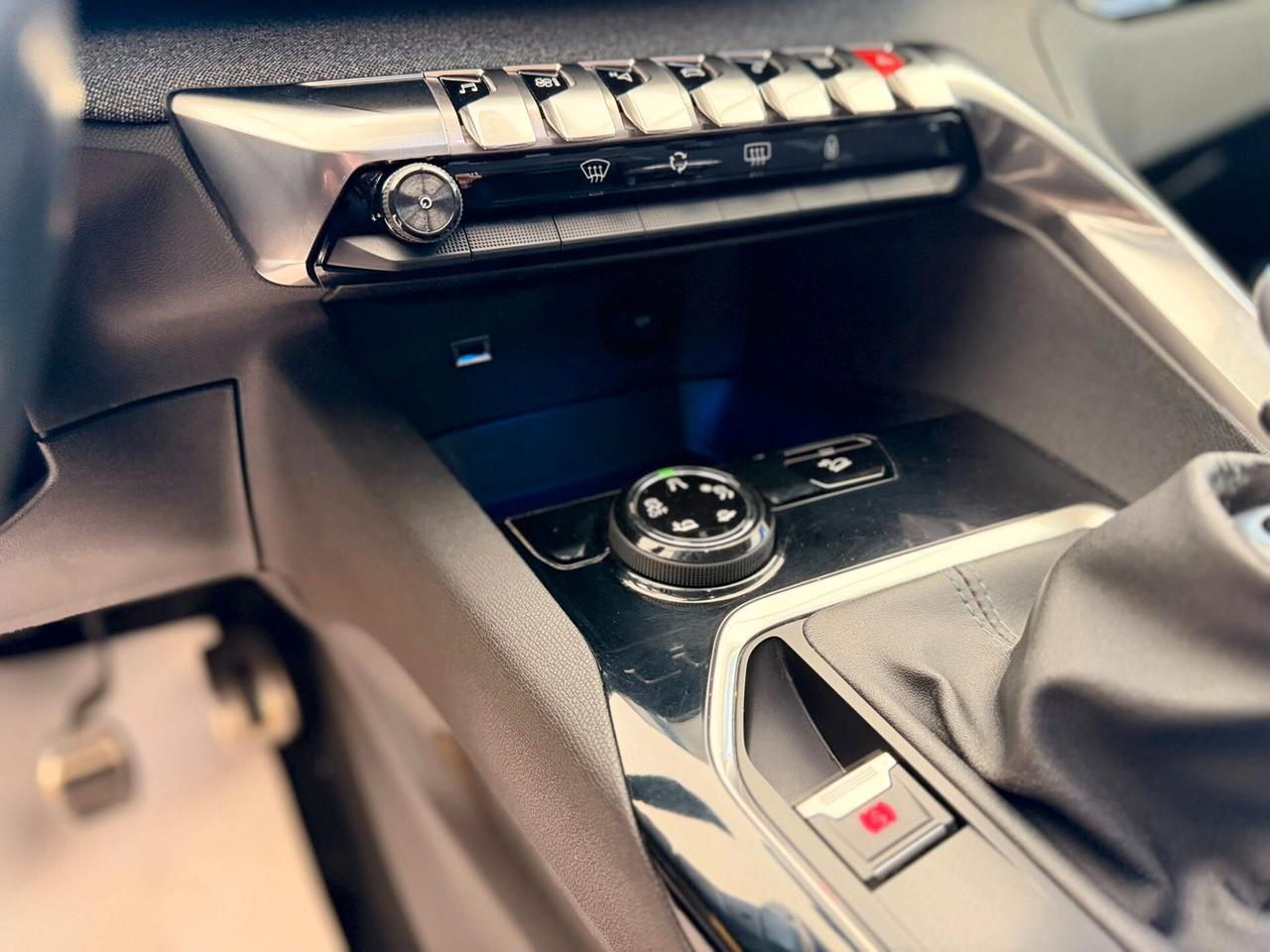 Peugeot 5008 BlueHDi 130 S&S Crossway 7POSTI