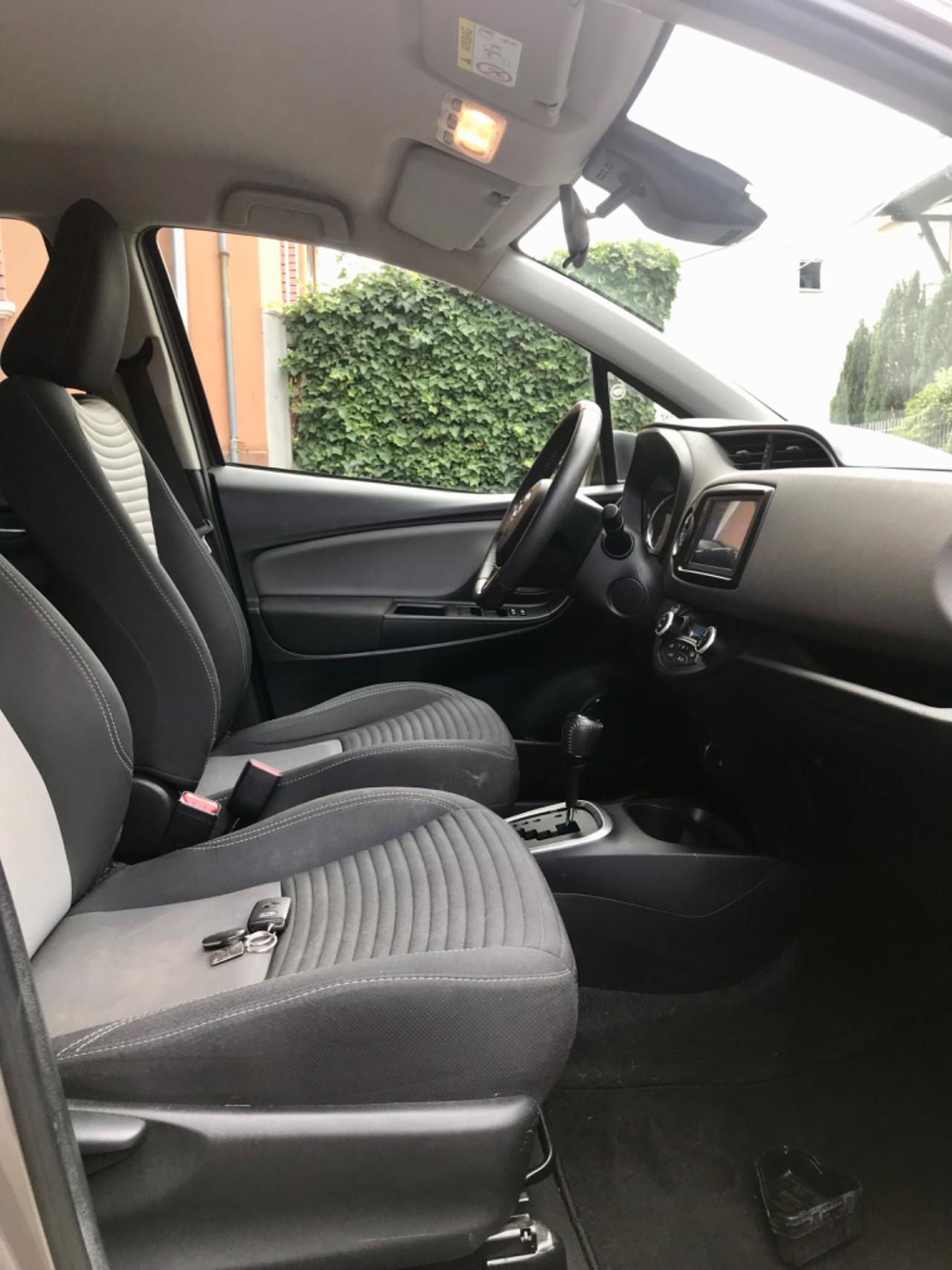 Toyota Yaris 1.5 Hybrid 5 porte Active