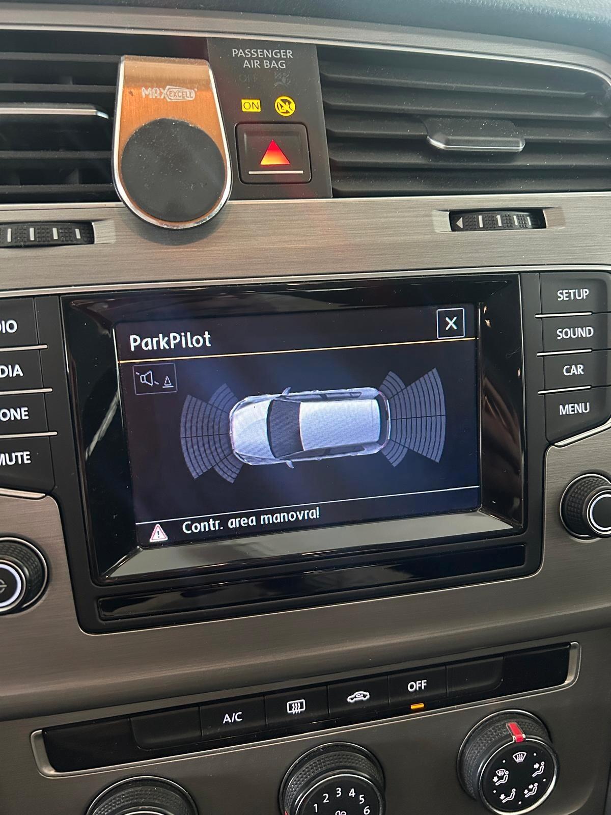 Volkswagen Golf Business 1.6 TDI 5p. Highline BlueMotion Technology