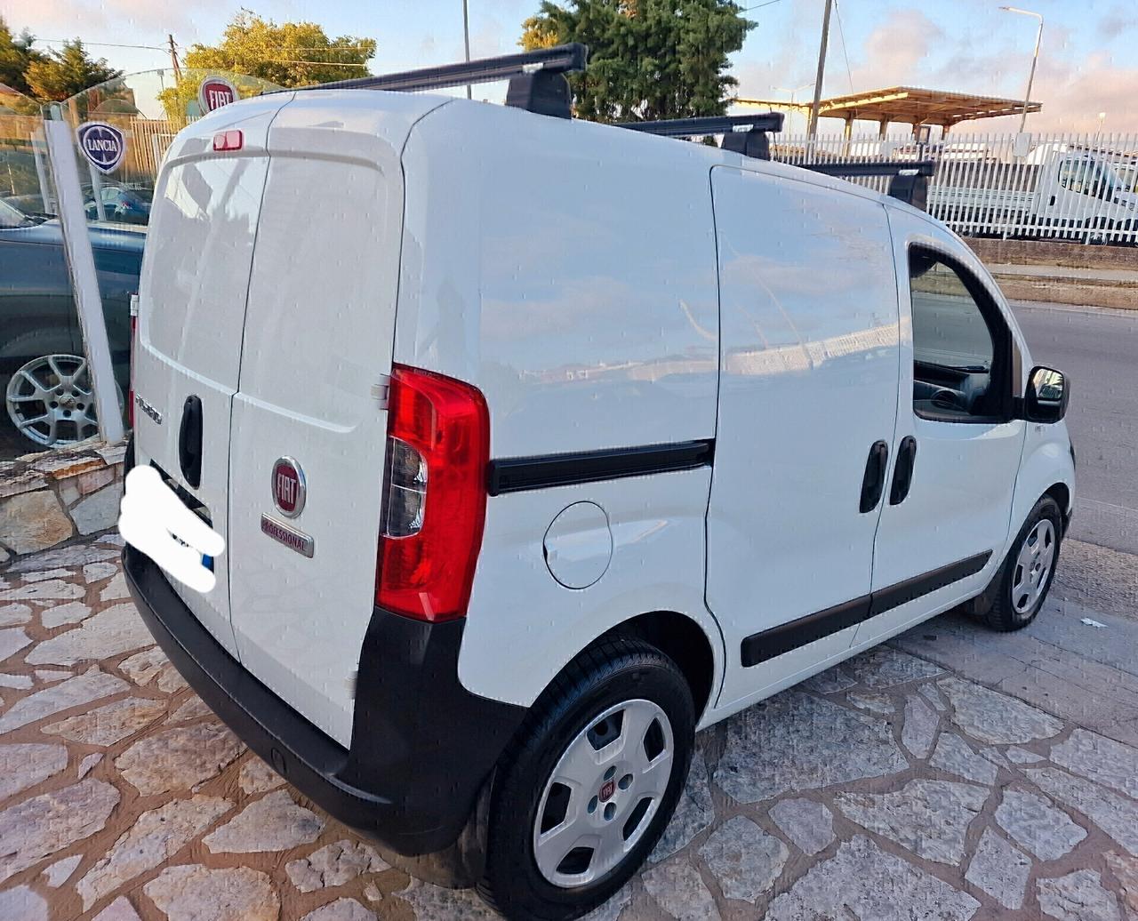 Fiat Fiorino 1.3 MJT 95CV Cargo SX 2022