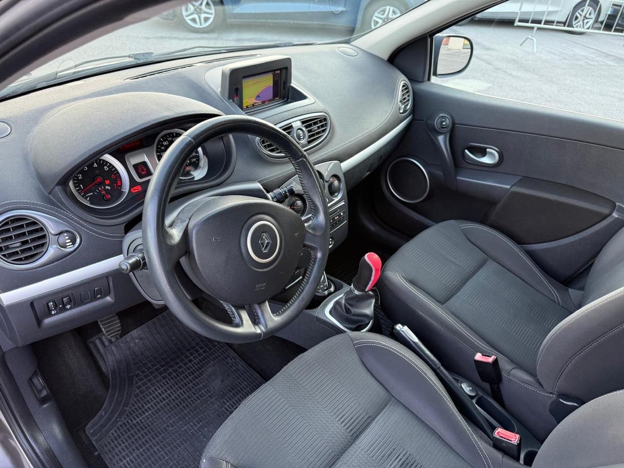 Renault Clio 1.2 16V 5 porte Dynamique