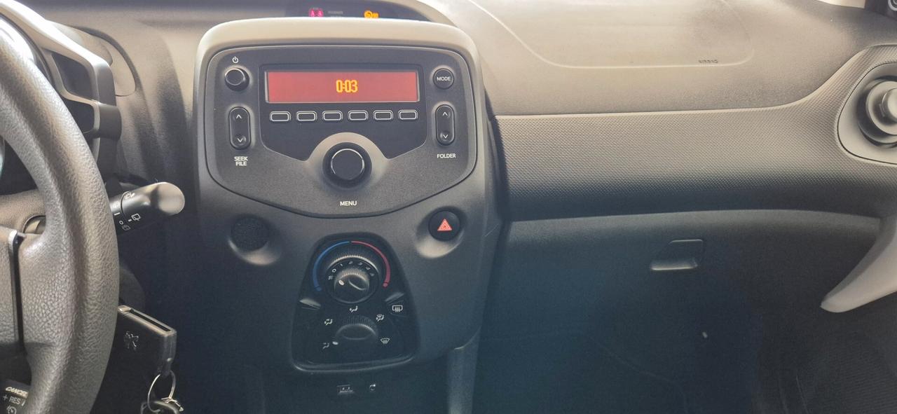 PEUGEOT 108 1.0 72CV STYLE Adatta per neop. 11/2019