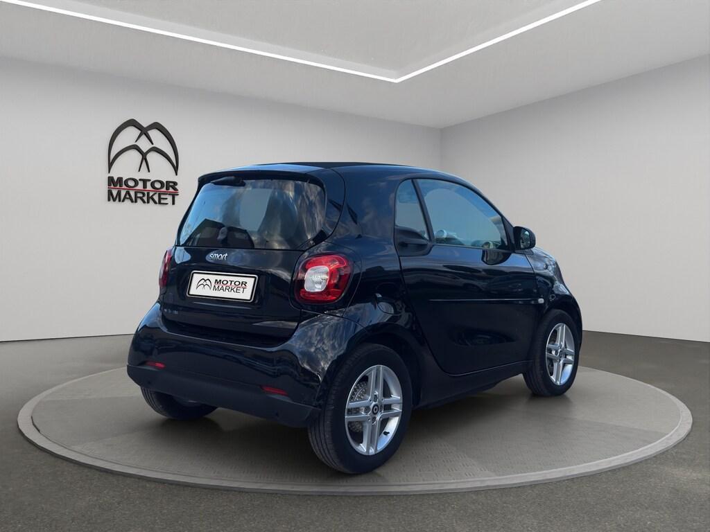 Smart fortwo EQ Pure