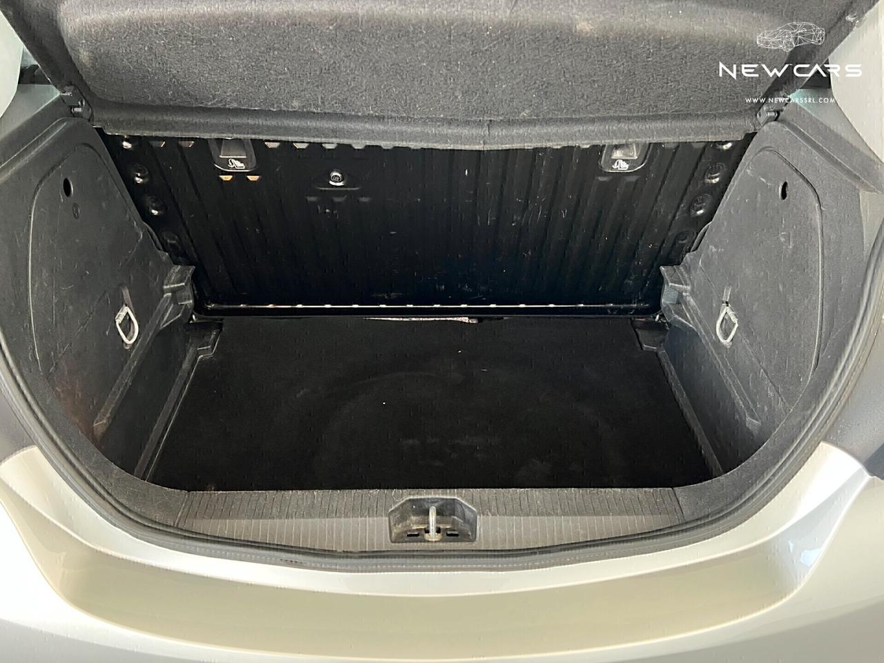 Opel Corsa 1.2 5 porte 120 Anniversary