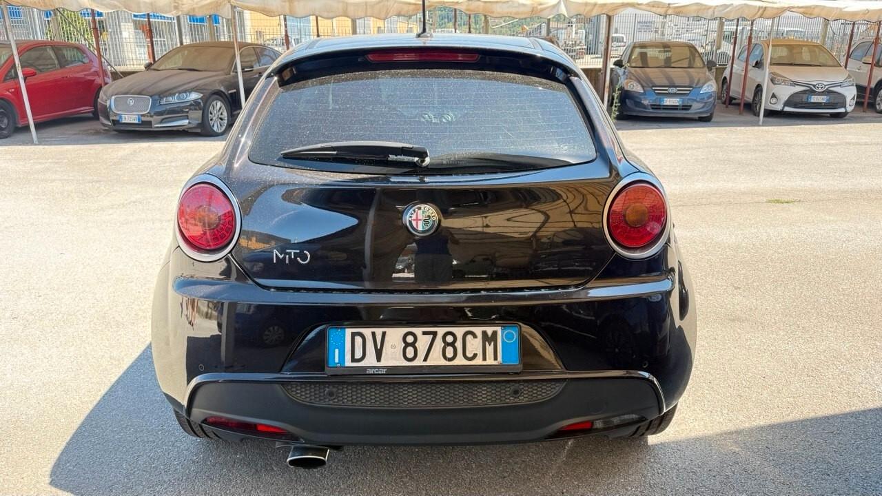 Alfa Romeo MiTo 1.6 JTDm 16V Distinctive Sport Pack