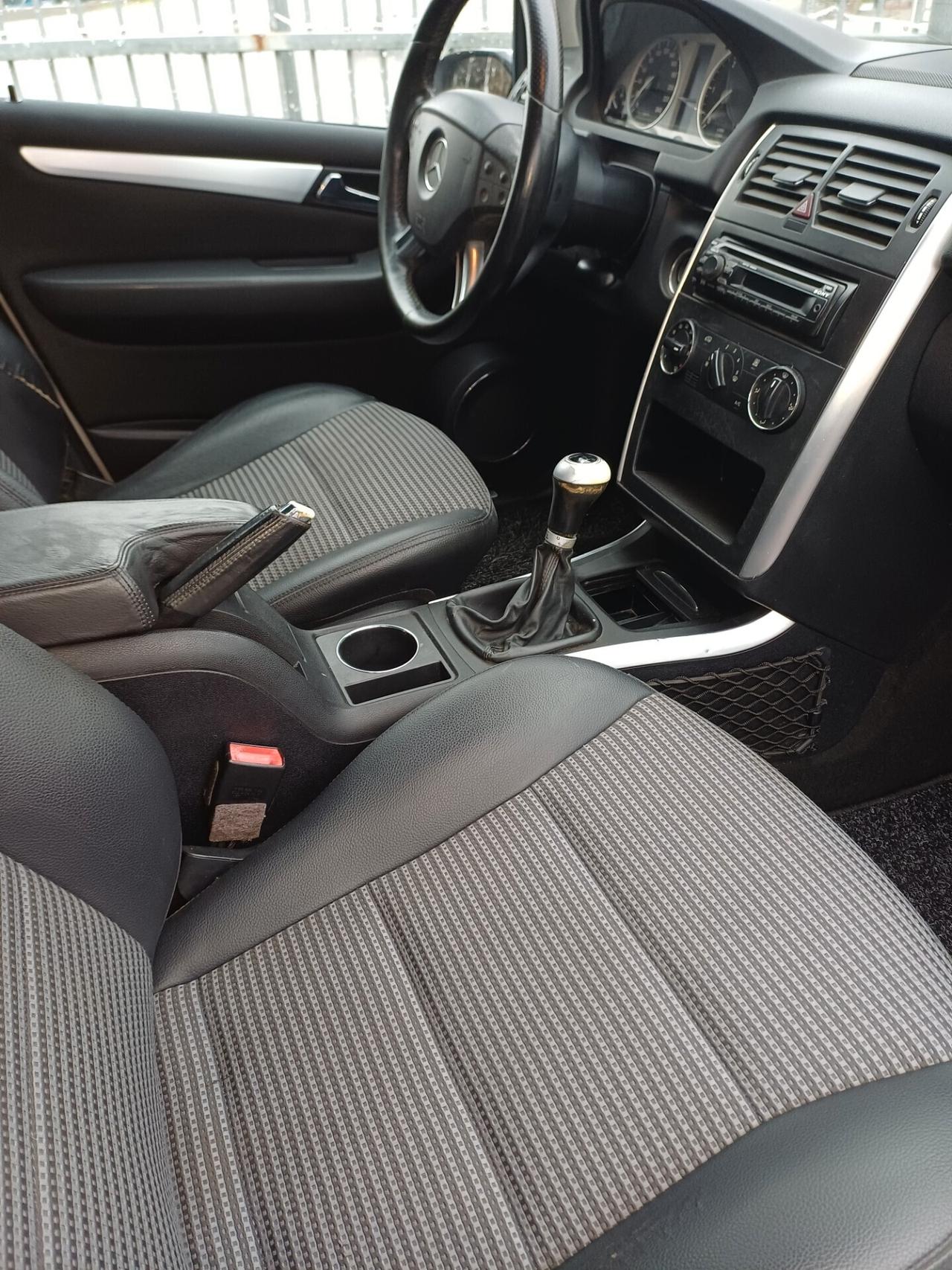 Mercedes-benz B 180 CDI