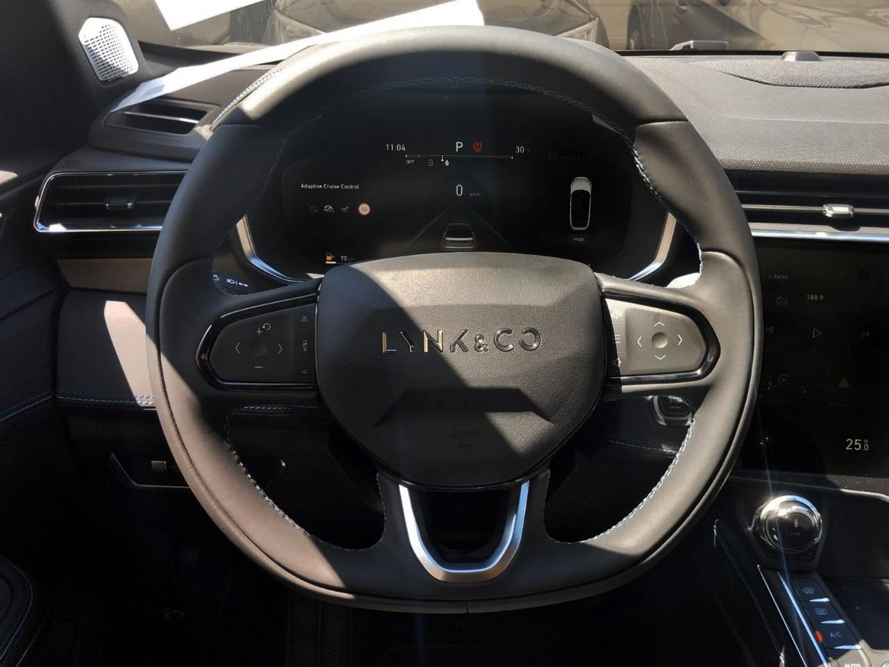 Lynk & Co 01 - 01 1.5 td phev auto