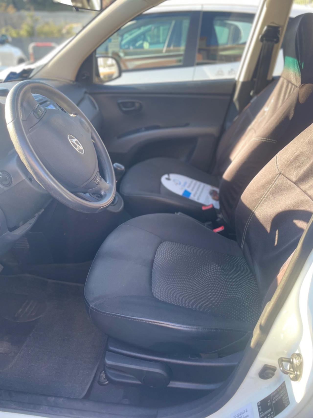 Hyundai i10 1.1 12V BlueDrive GPL Sound Edition