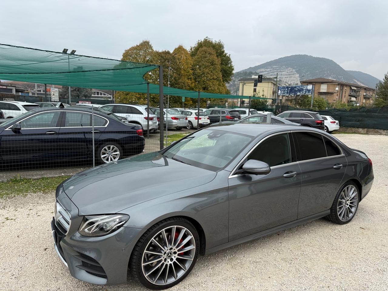 Mercedes-benz E 220 d Premium Plus AMG Led*Navi*360*Full Top