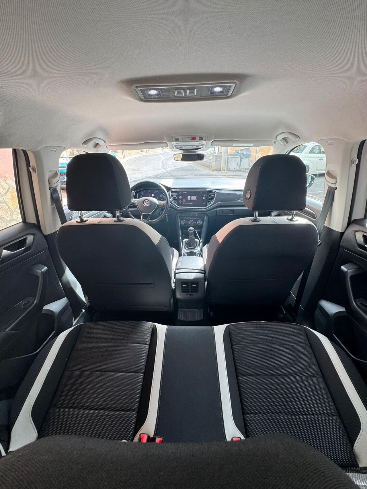 Volkswagen T-Roc 1.6 TDI SCR Advanced BlueMotion Technology, FULL, NO VINCOLI, BELLISSIMA