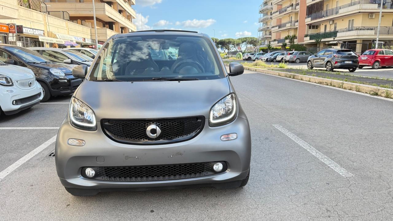 Smart ForTwo 90 0.9 T twinamic cabrio Prime LED NAVI KAMERA BRACCIOLO PELLE CERCHI 16 PDC BLUETOOTH
