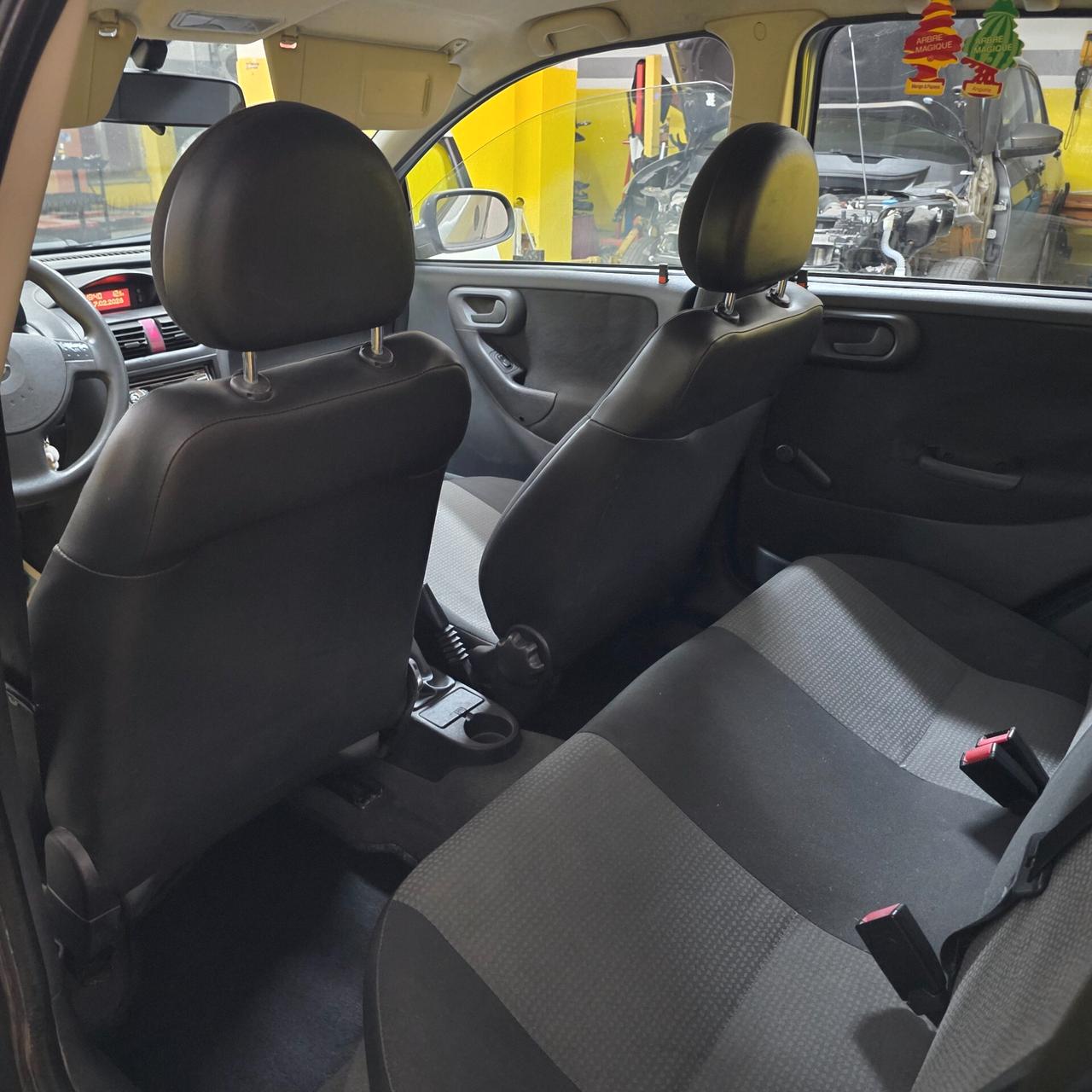 Opel Corsa 1.0i 12V cat 5 porte Club