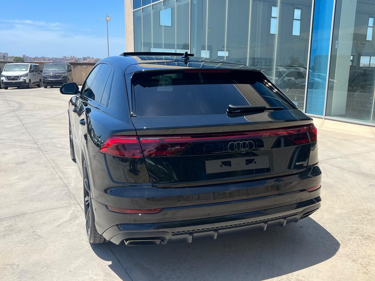 Audi Q8 SUV TDI quattro 286Cv tiptronic S line edition Possibilità noleggio no scoring