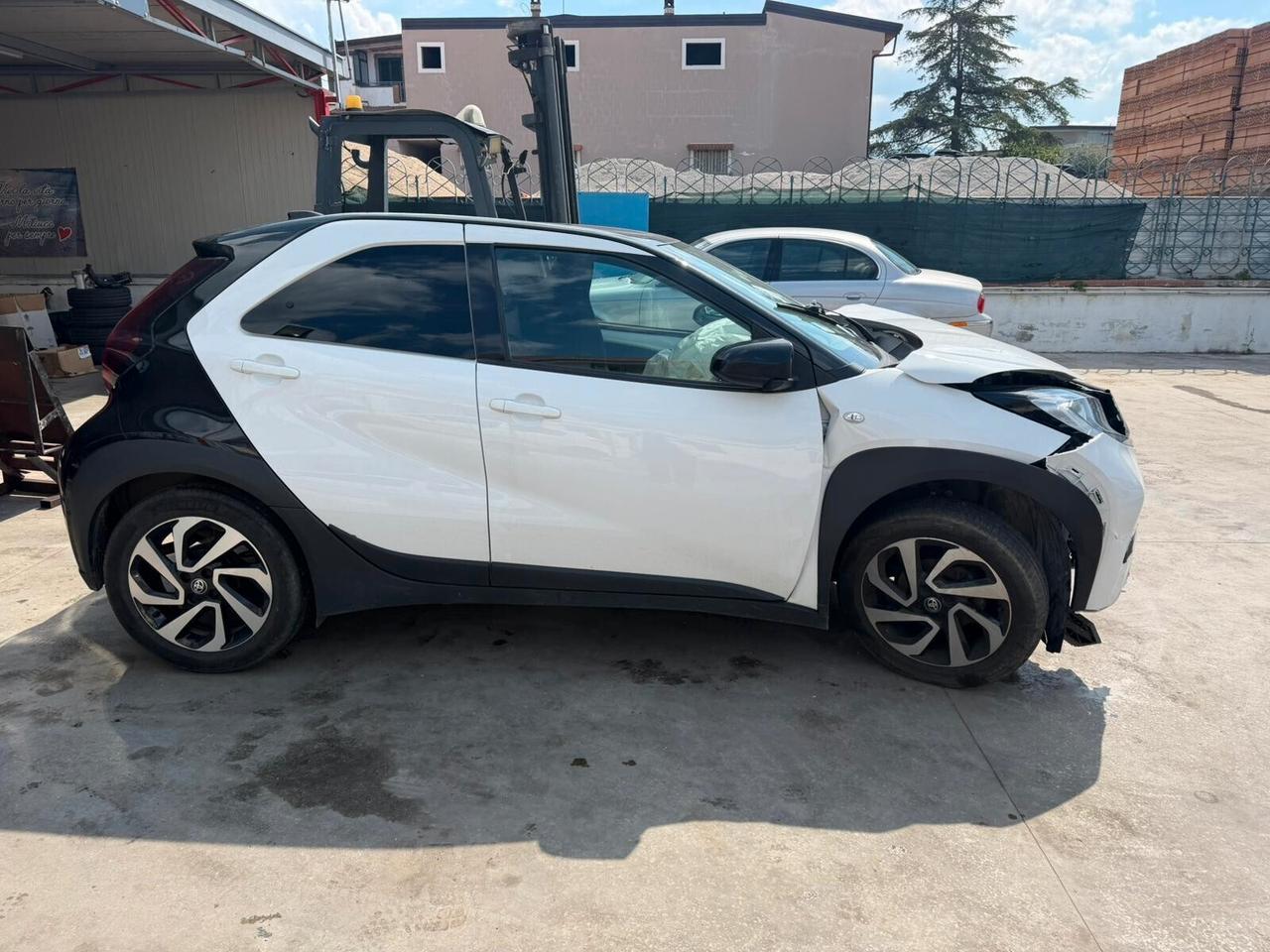 Toyota Aygo X 1.0 sinistrato - 2024
