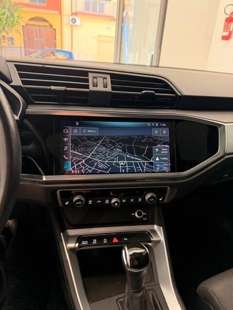 Audi Q3 SPB 40 TDI quattro S-LINE Tetto