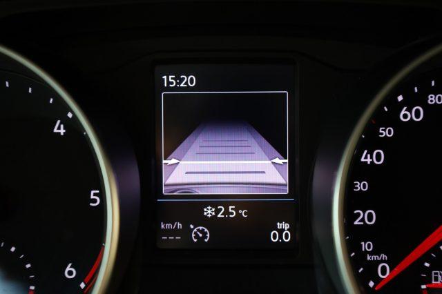 VOLKSWAGEN Tiguan 2.0 TDI Sport R-LINE 19" Full LED ACC Radar