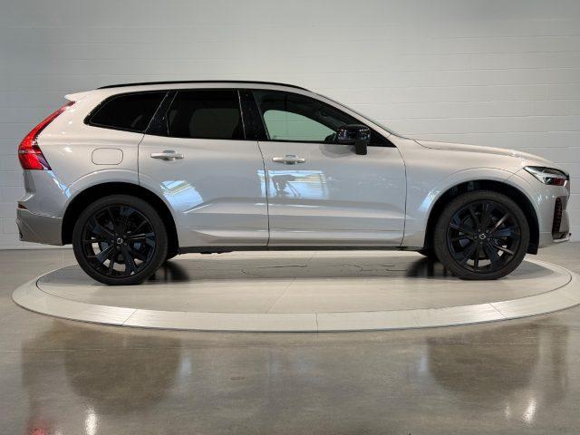 VOLVO XC60 B4 d auto. AWD Geartronic R-design PREZZO REALE