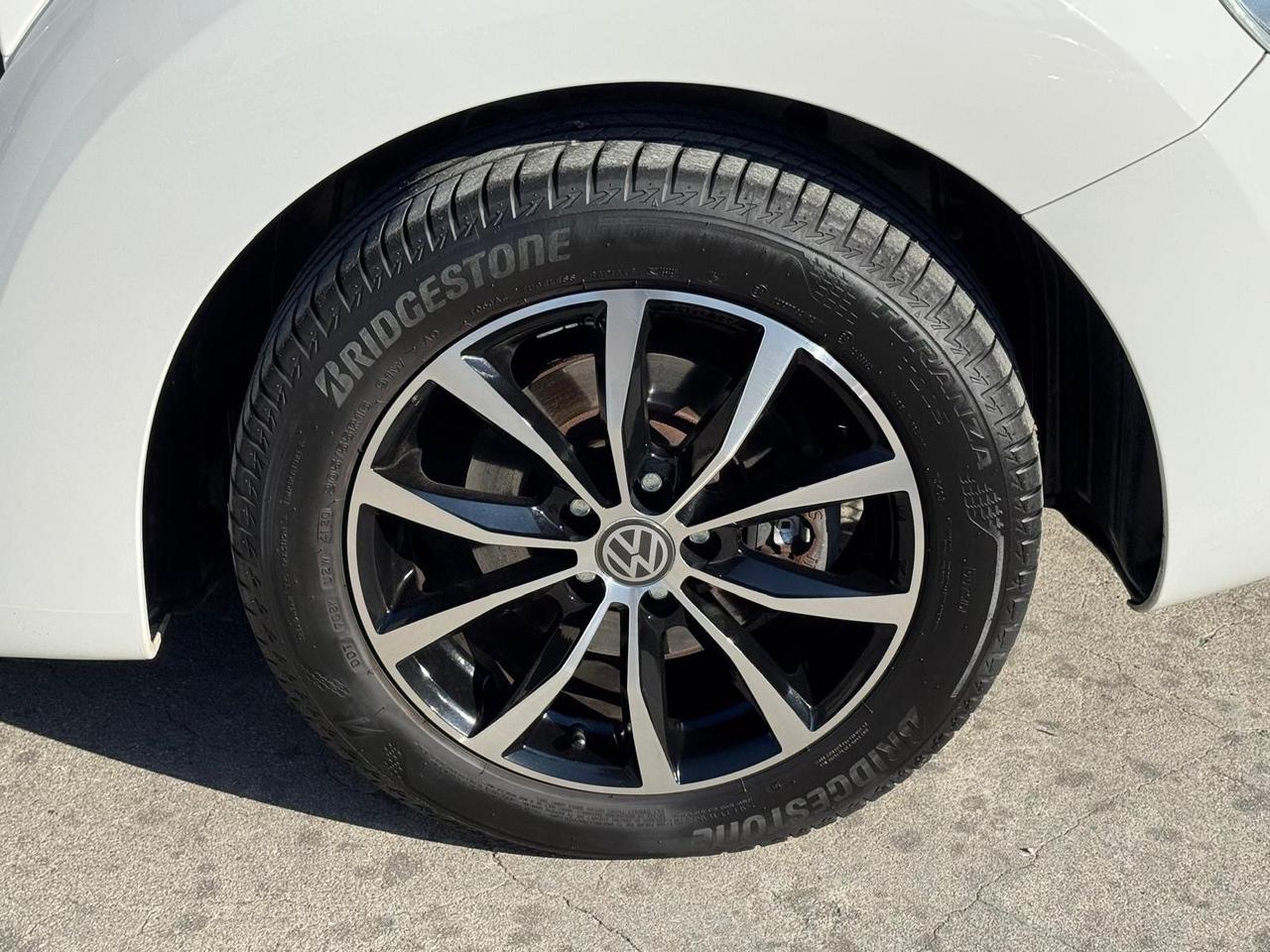 Volkswagen New Beetle 1.4 Cabrio