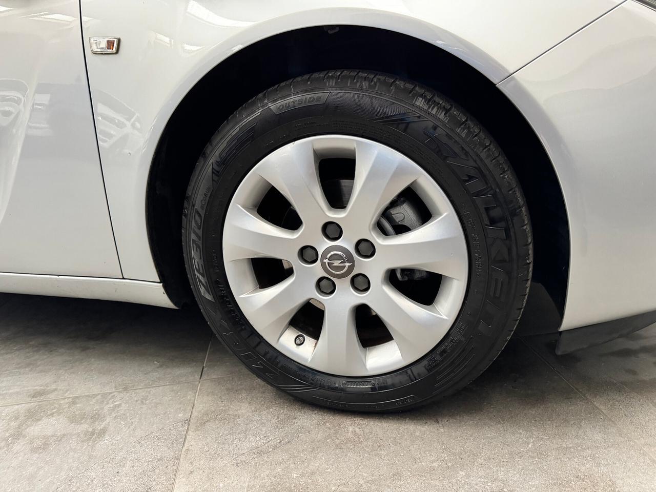 Opel Insignia Tourer 1.6 cdti Cosmo business 136cv at6