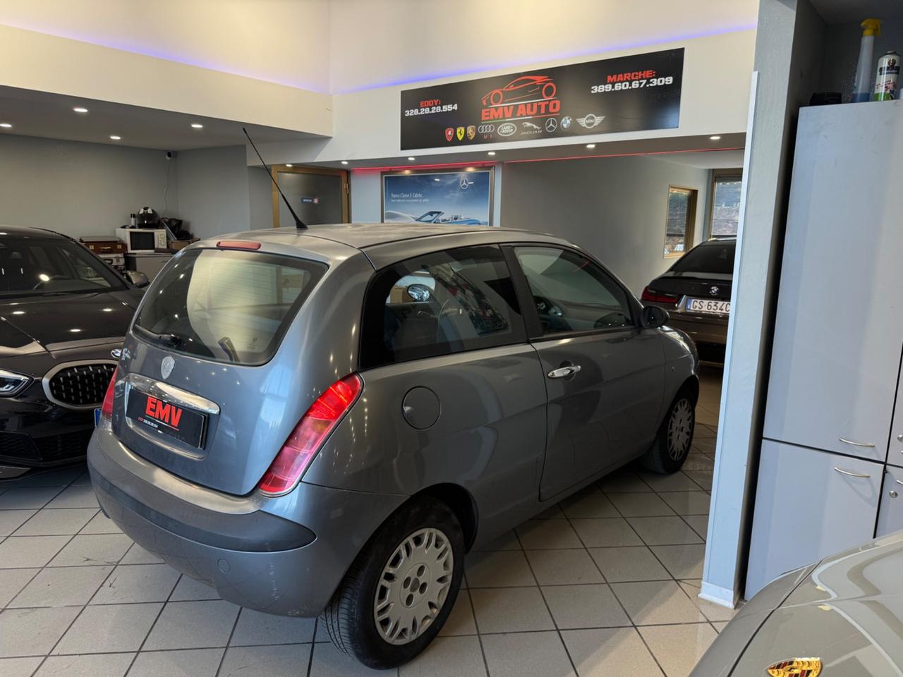 Lancia Ypsilon 1.2 frizione nuova dimostrabile in fattura