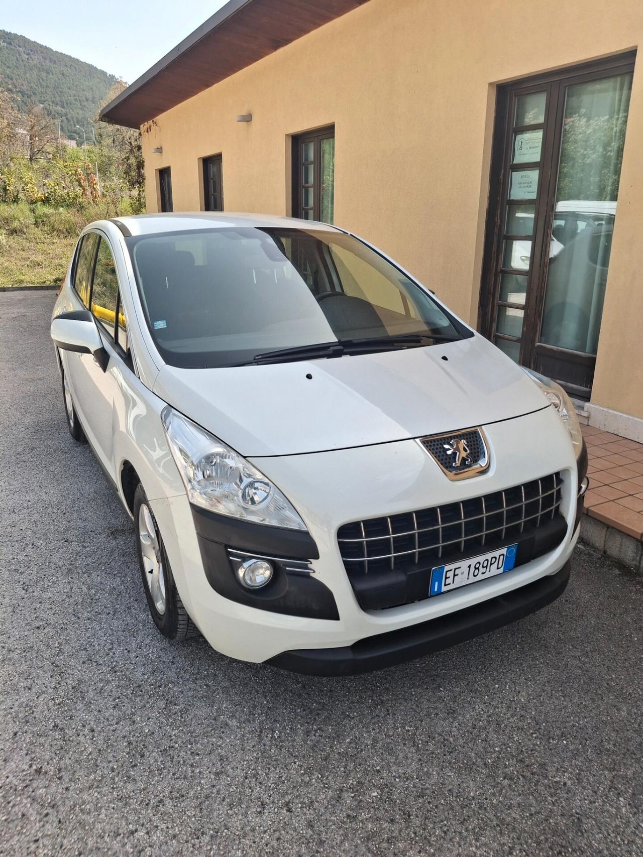 Peugeot 3008 1.6 HDi 112CV Tecno