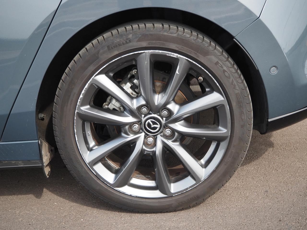 Mazda 3 1.8L Skyactiv-D Exceed