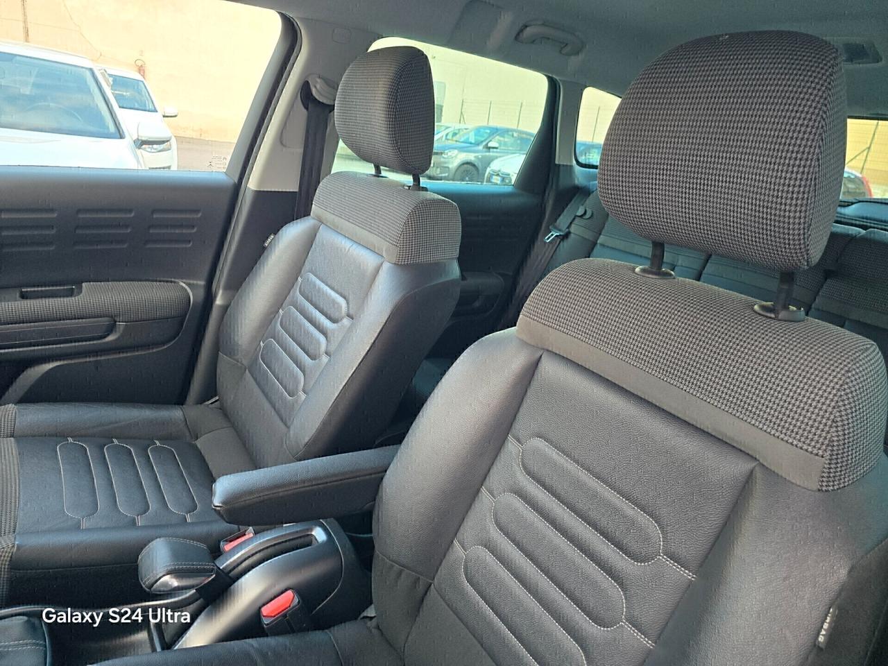 Citroen C3 Aircross BlueHDi 100 S&S Shine CAMBIO AUTOMATICO