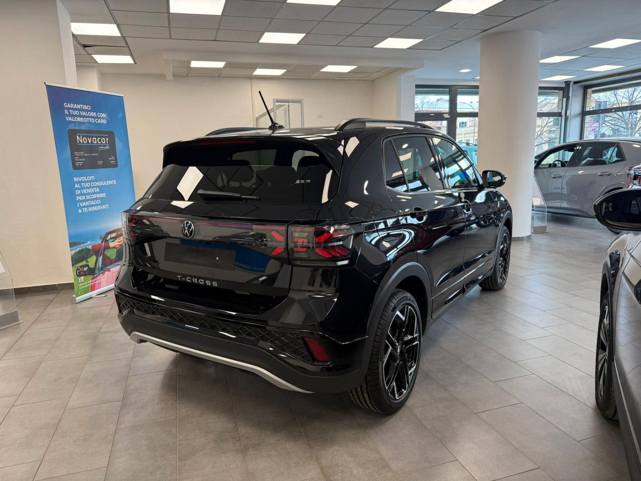 VOLKSWAGEN T-CROSS 1,0 TSI 115 CV R-LINE MY26 MAN 5P