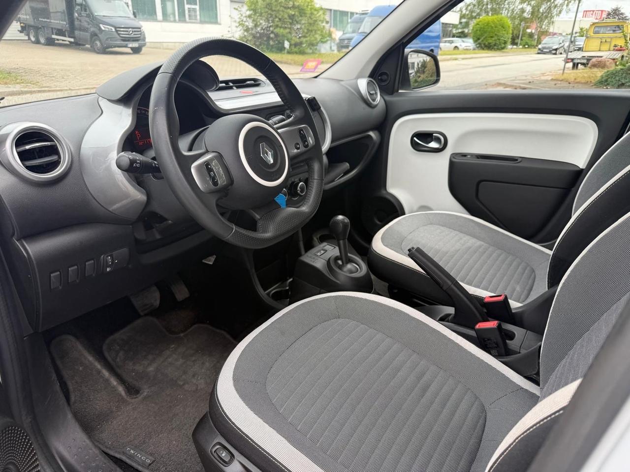 Renault Twingo 1.0 benzina C automatico Intens Limited