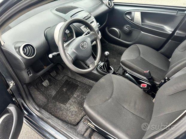 TOYOTA AYGO - 5 PORTE - PERFETTA PER NEOPATENTATI