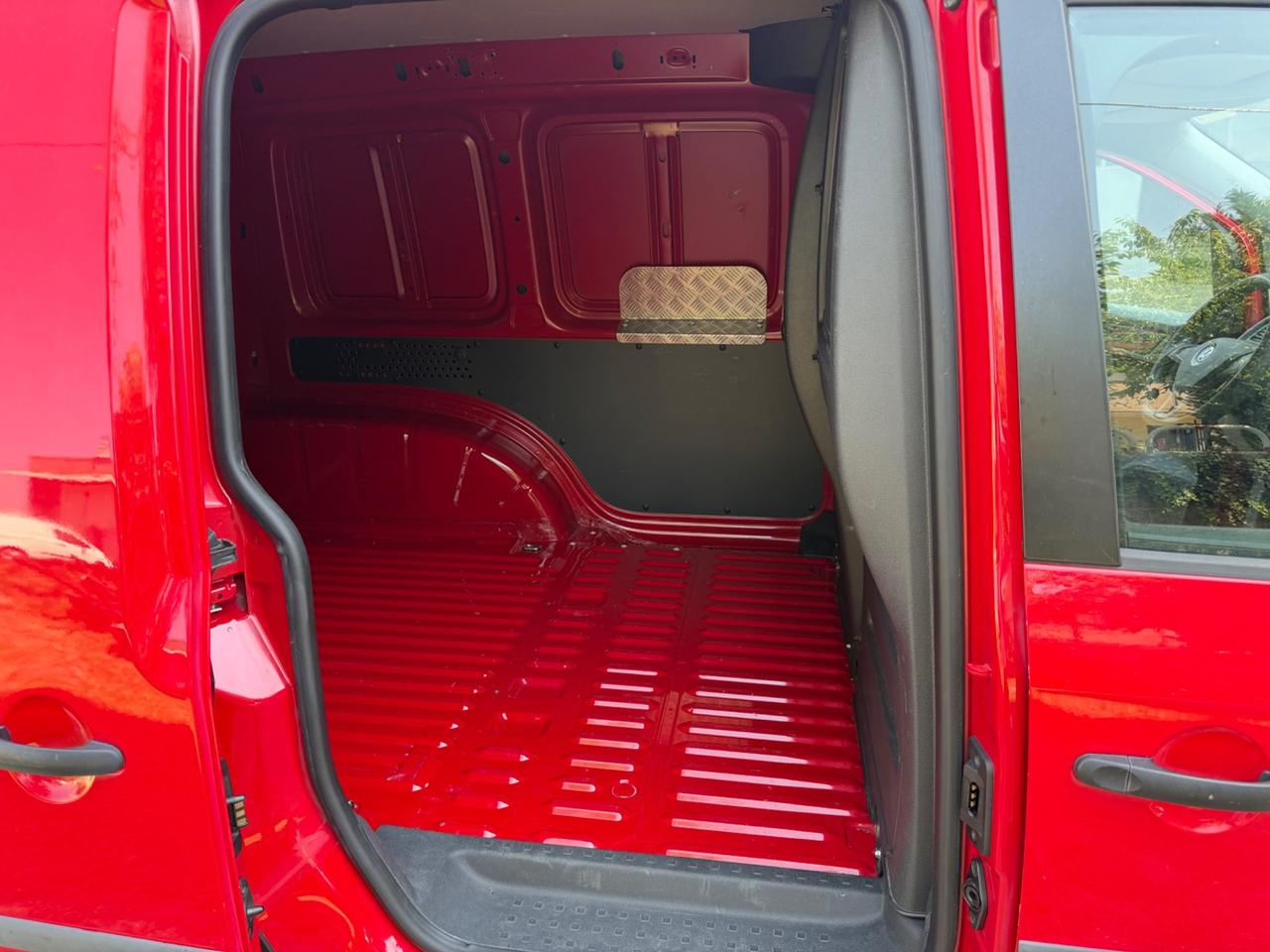 Volkswagen Caddy 2.0 TDI 122 CV 4Motion Furgone