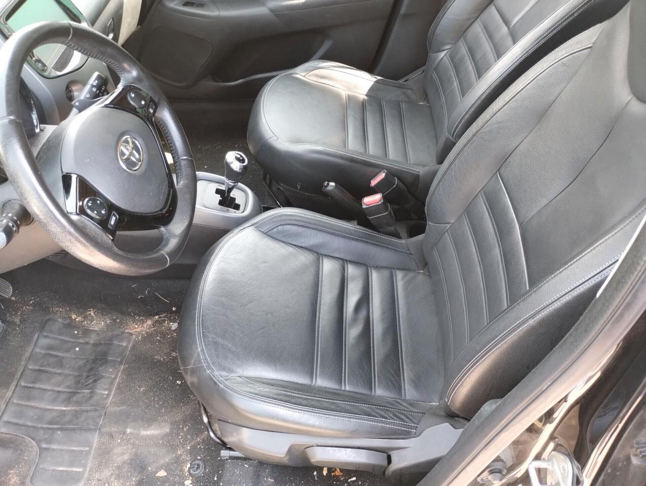 Toyota Aygo Connect 1.0 VVT-i 72 CV 5 porte x-wave MMT/ NEOPATENTATI