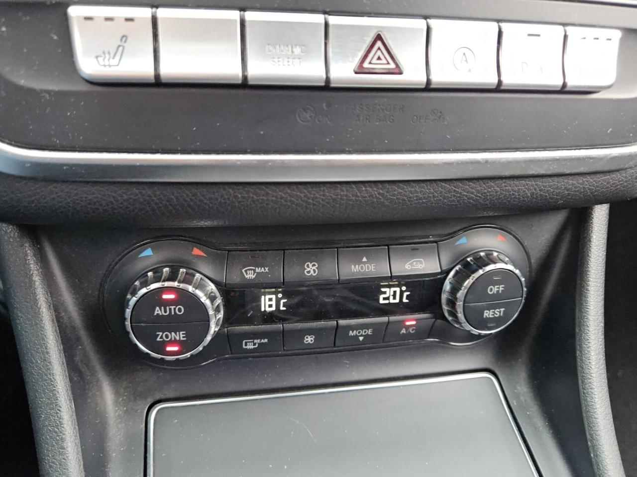 Mercedes-benz CLA 200 d Premium