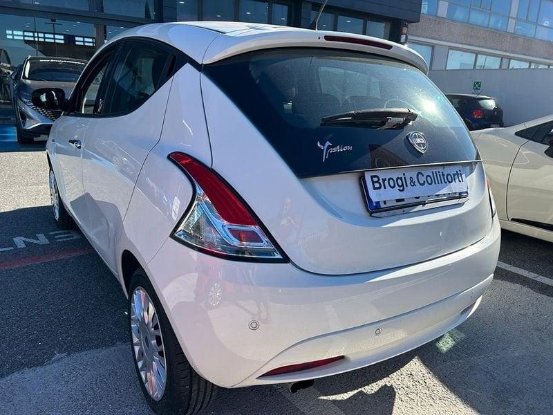 Lancia Ypsilon 1.2 Silver 69cv