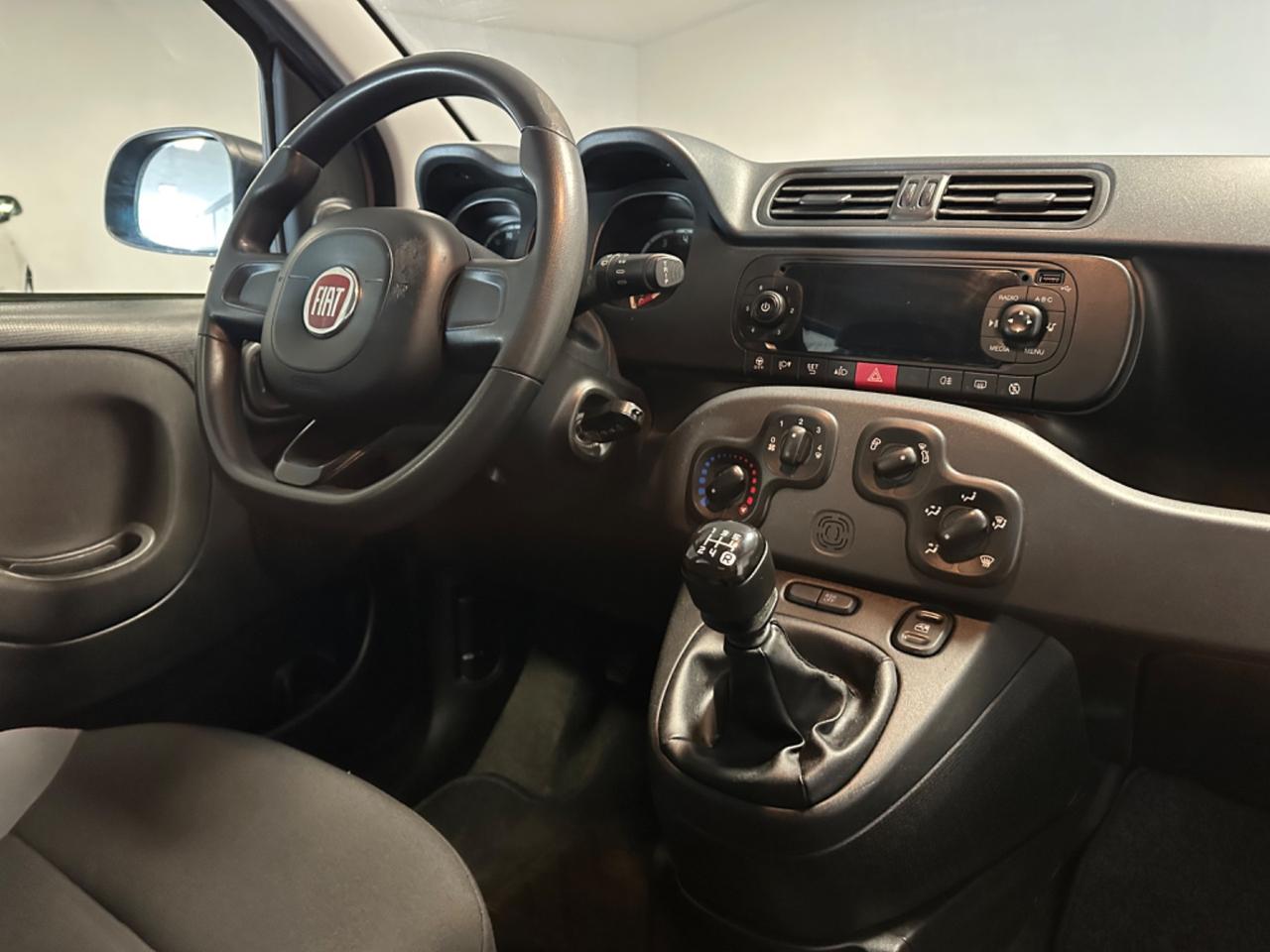 FIAT PANDA LOUNGE 1.2 NEOPATENTATI 69CV P.CONSEGNA