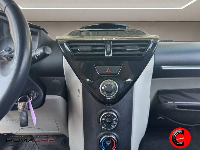 TOYOTA iQ 1.0 CVT Lounge