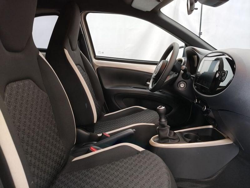 Toyota Aygo X Aygo X 1.0 VVT-i 72 CV 5 porte Trend