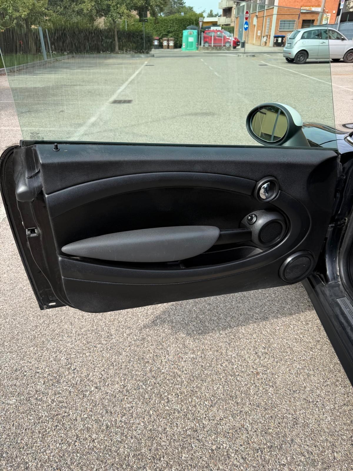 MINI Cooper 1.6 - 12 MESI DI GARANZIA -
