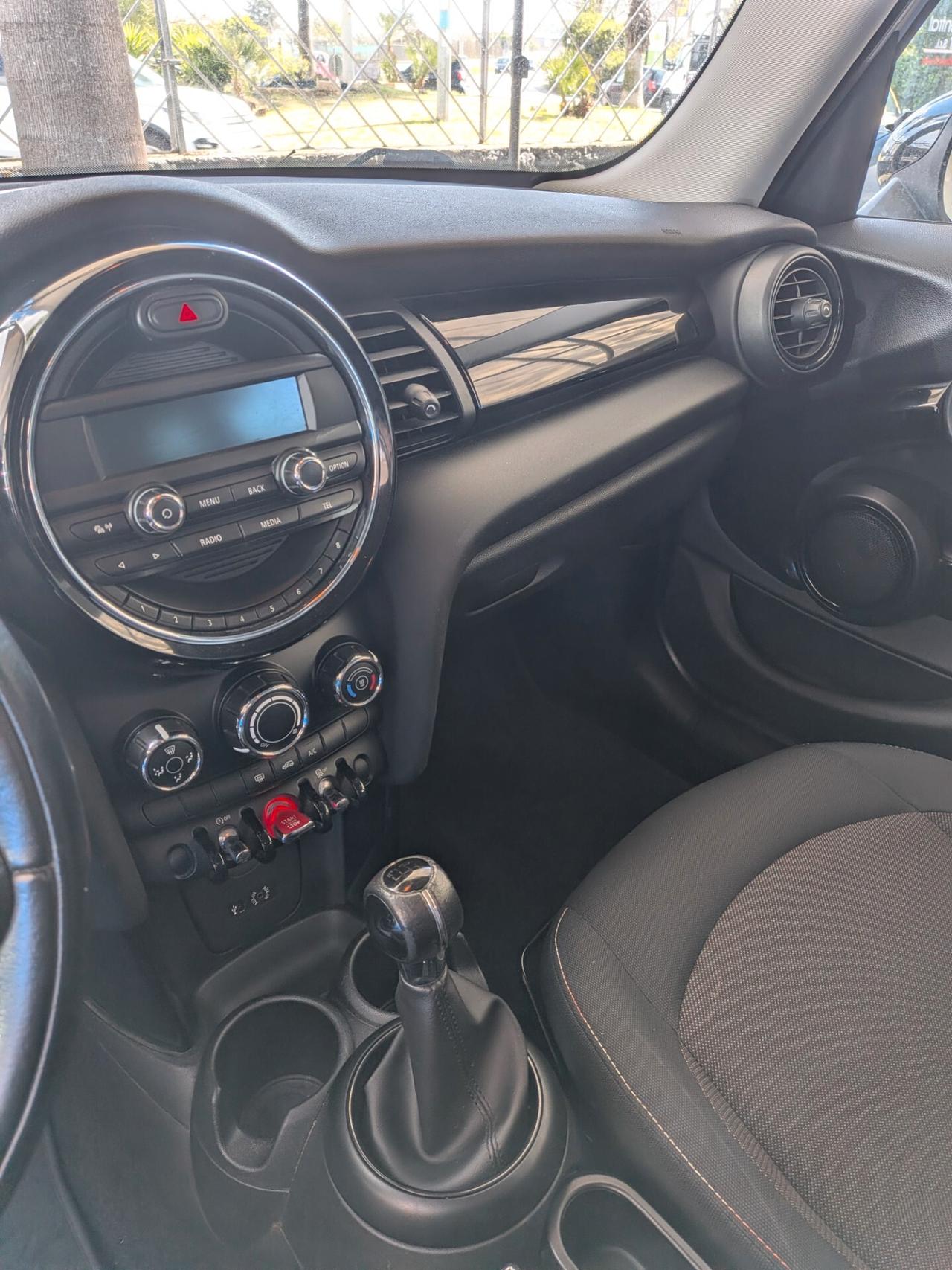 Mini 1.5 Cooper D Business