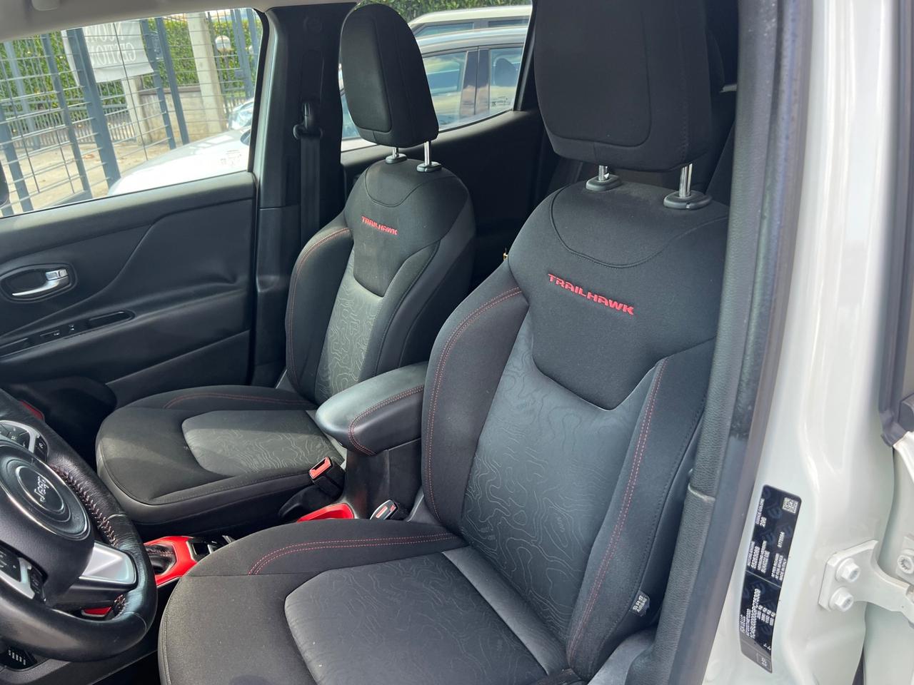 Jeep Renegade 2.0 Mjt 170CV 4WD Active Drive Low Trailhawk
