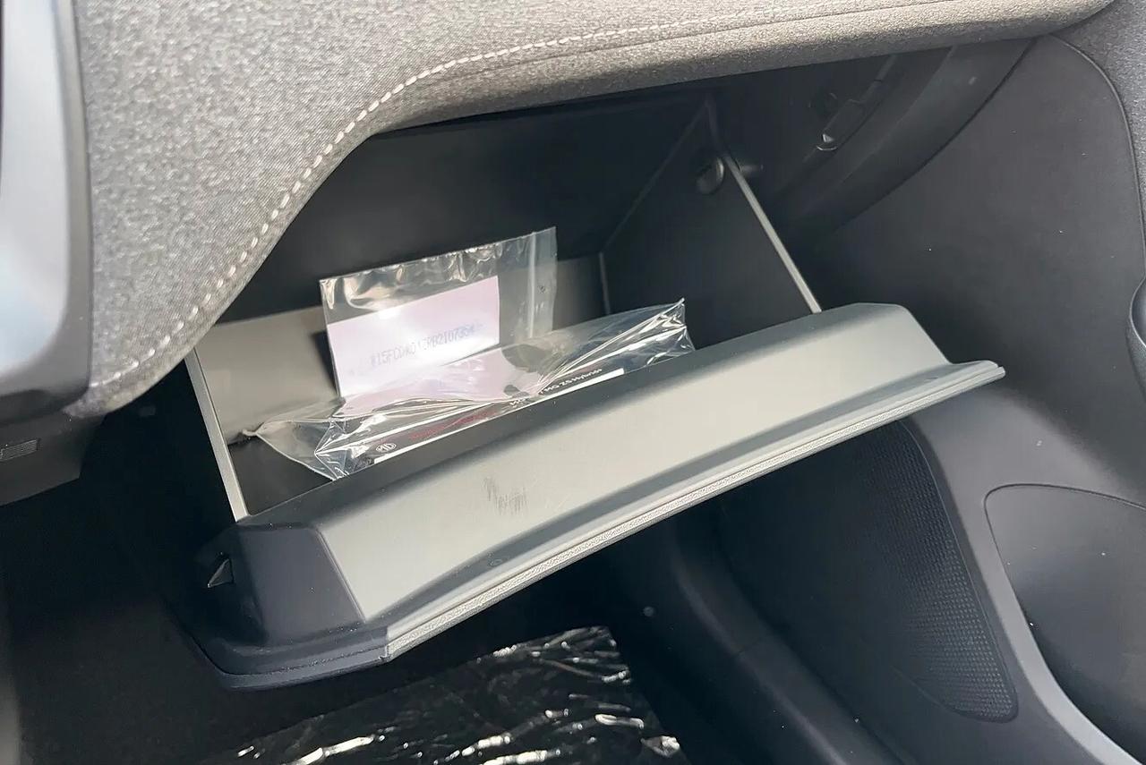 Mg ZS Classic 1.5 STANDARD KM0