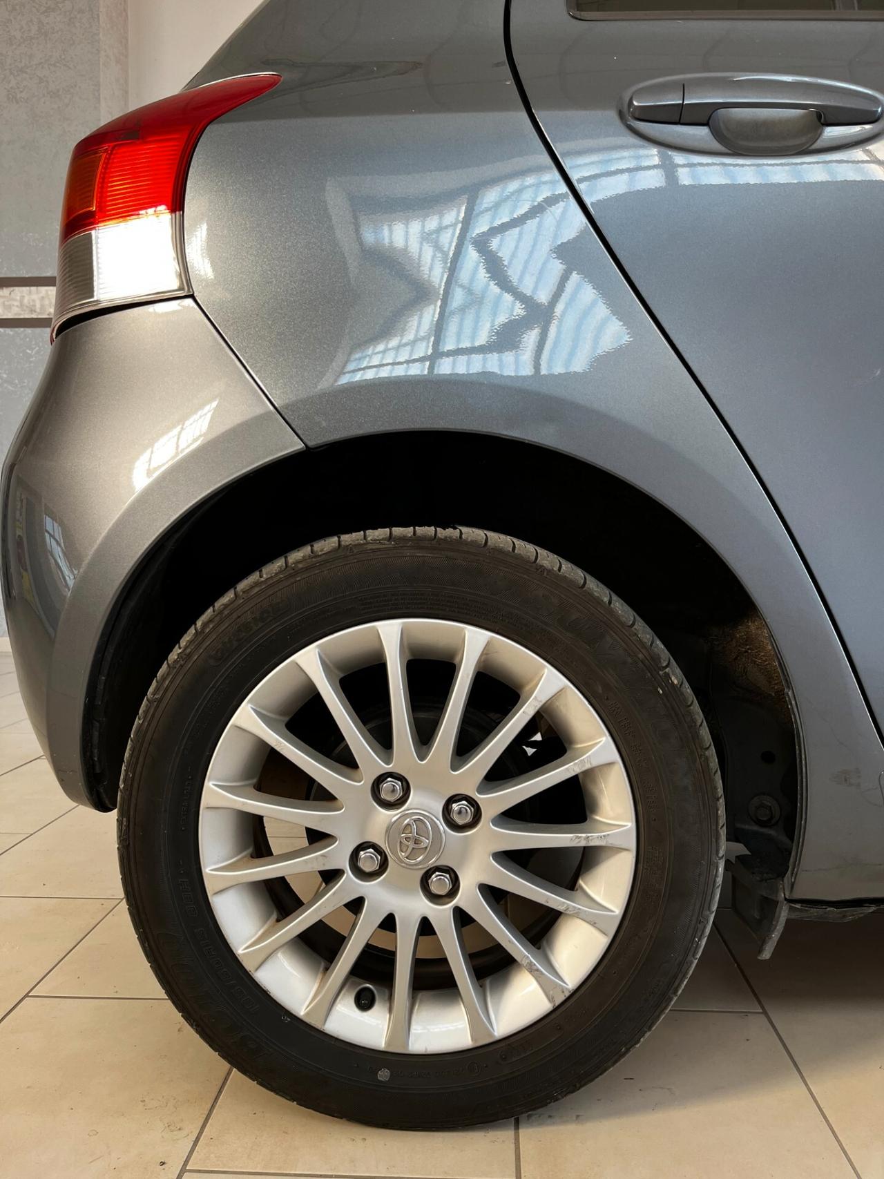TOYOTA YARIS 1.3 5 porte M-MT S