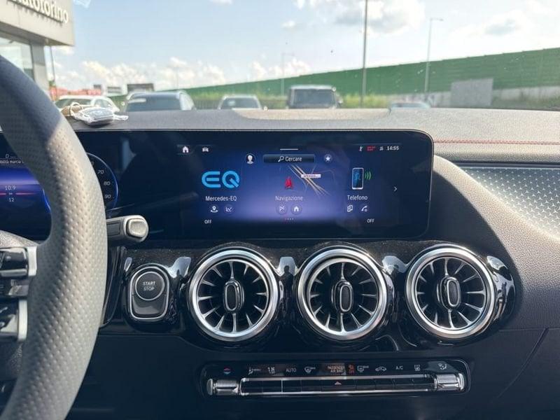 Mercedes-Benz EQA 300 4MATIC AMG Line Advanced