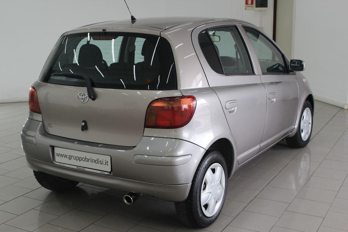 TOYOTA - Yaris - 16V 5 porte '03